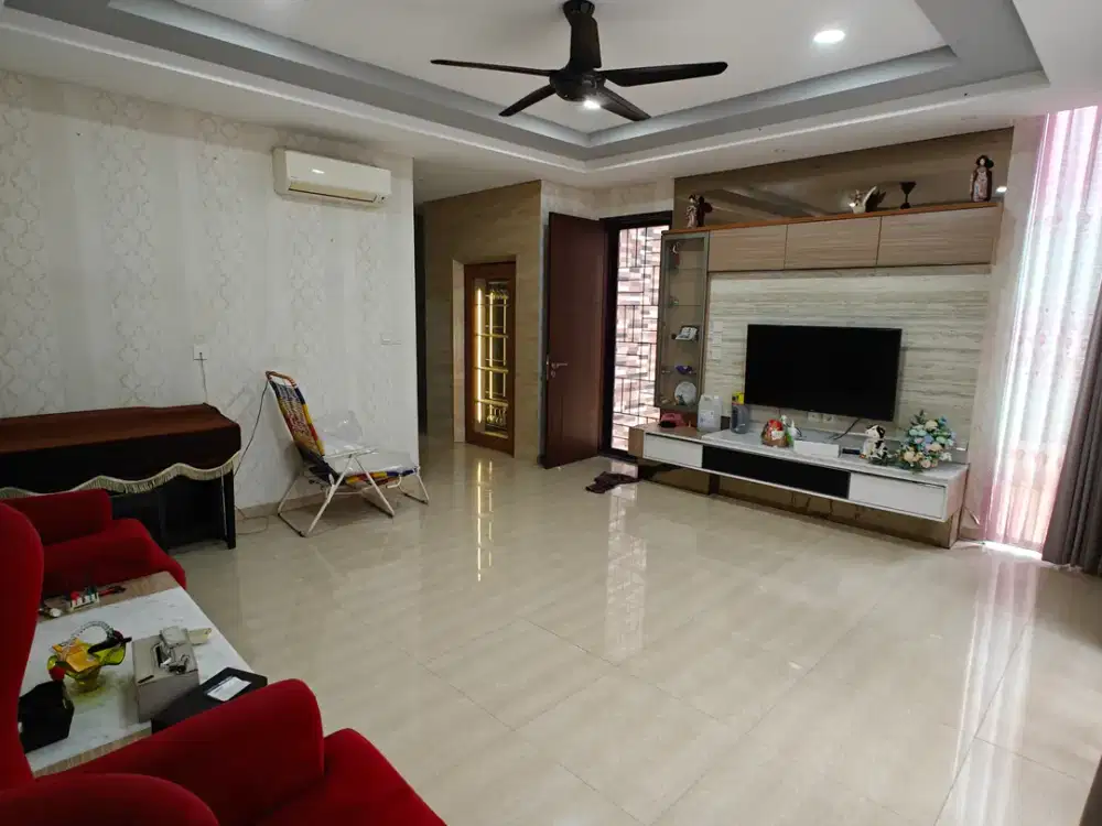 Dijual Town House Mewah Kawasan Elite Seafront Ancol