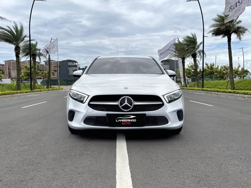 [LOW ODO !!] MERCEDES BENZ A200 HATCHBACK 2019