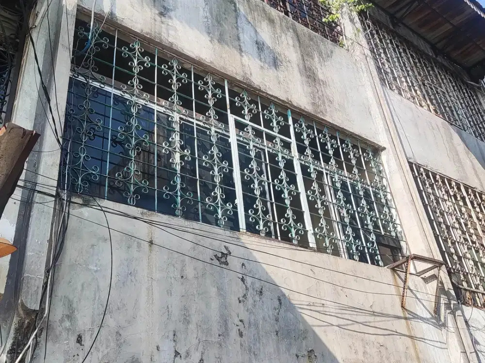 Ruko 3 1/2 Lantai Jembatan Lima Di Bawah NJOP