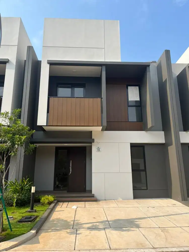 Disewakan regia Gratis IPL summarecon crown gading