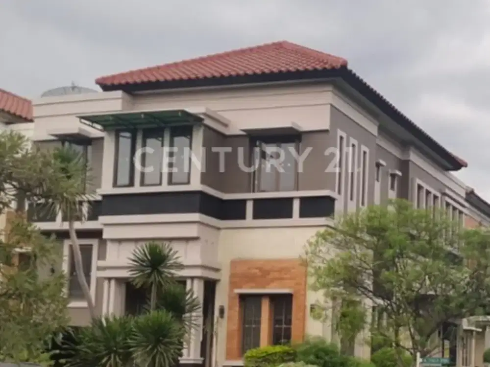 Rumah Gading Park View Depan Taman 2 1/2 Lantai