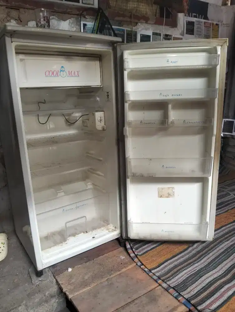 JUAL KULKAS 1 PINTU MERK GOLDSTAR NORMAL DINGIN