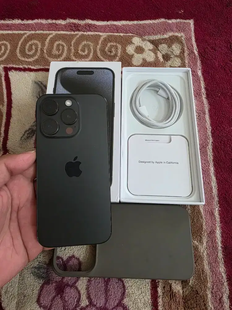 iPhone 15 pro 128gb mulus like new,,lengkap fulset,istimewa