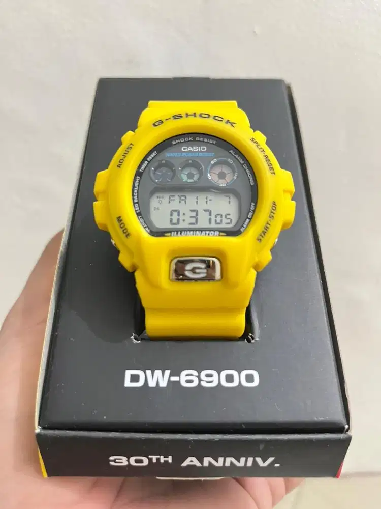 G-Shock g shock DW 6900 Limited Edition