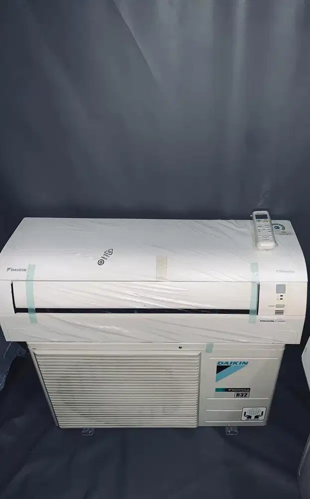 ac daikin Inverter 1/2 pk baru 8 bulan
