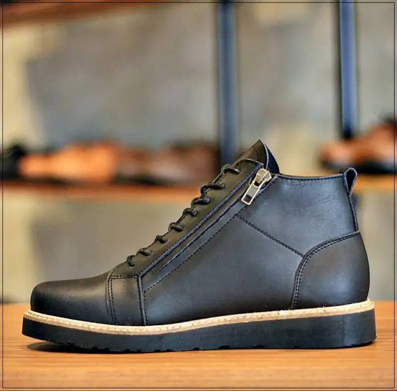 Sepatu Boot Sleting KUlit Asli Hitam Size 41