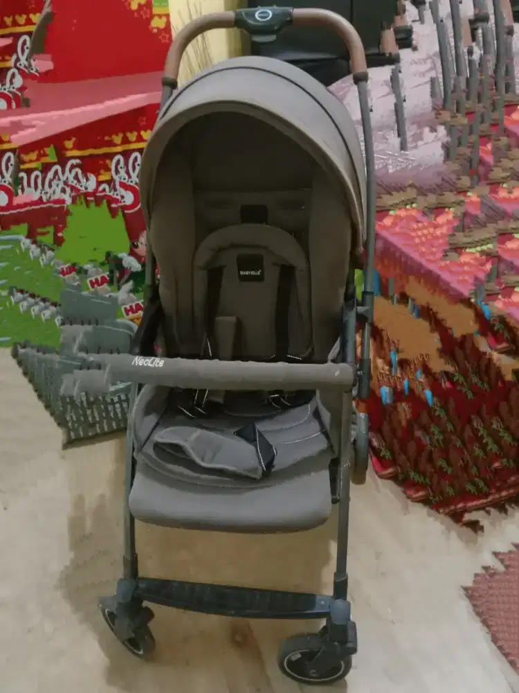 Stroller bayi Baby Elle Neolite