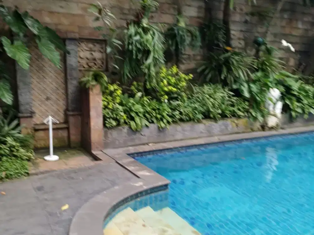 Rumah exclusive private pool pribadi Cluster Perancis Modernland