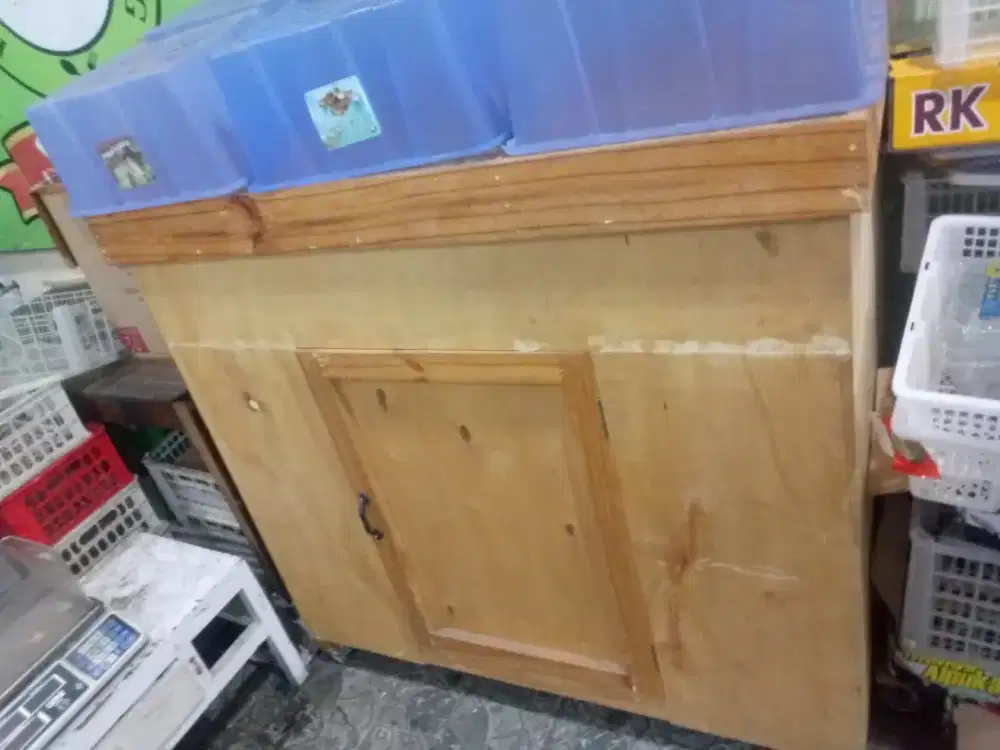 Dijual 1 set rak barang kualitas kayu jati belanda