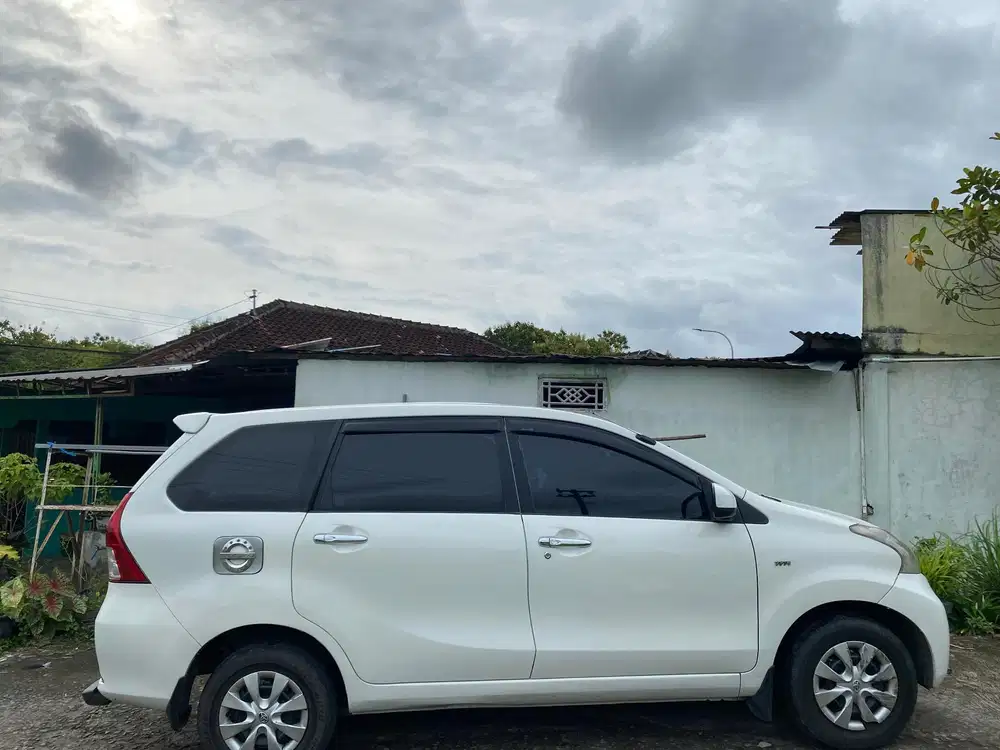 Toyota Avanza 2013 Bensin