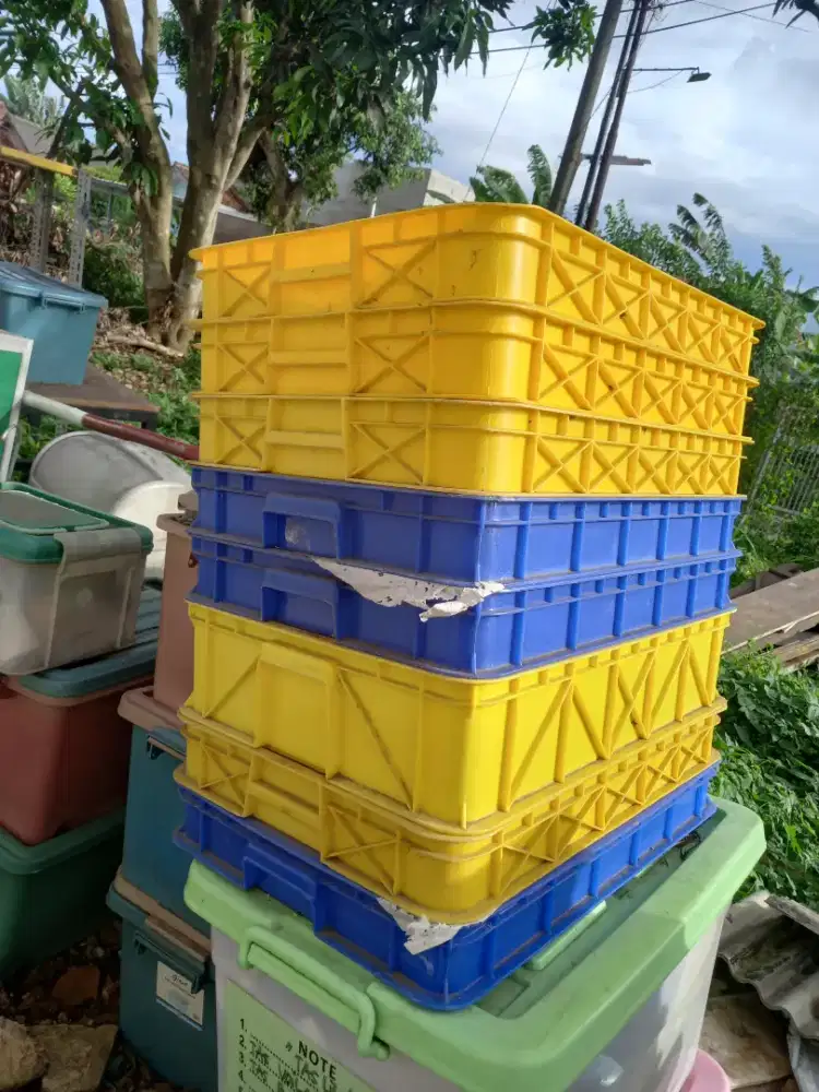 Jual box container bekas buat roti,dll