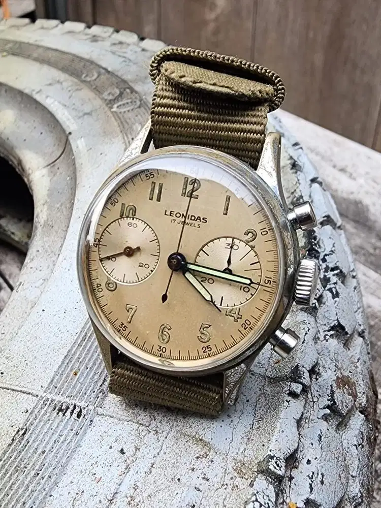 Jam Vintage Leonidas Chronograph 1950s - pre Heuer