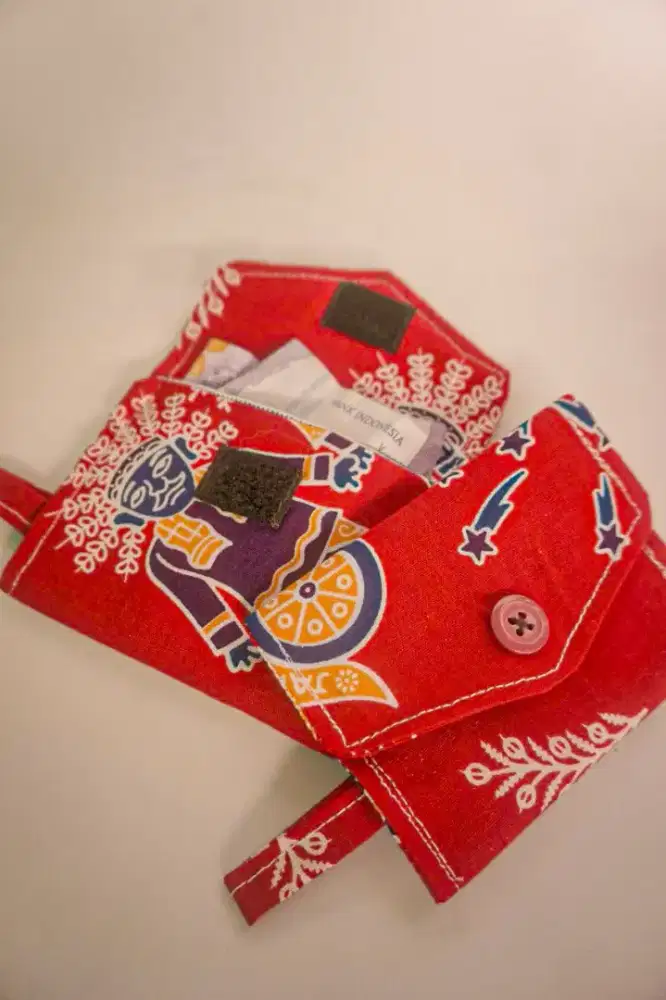 Dompet mini motif batik ondel-ondel