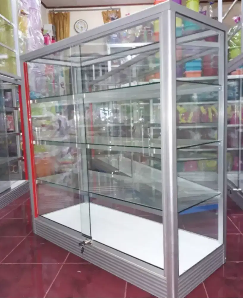 Di jual Etalase 1mx1m Untuk Perlengkapan Usaha