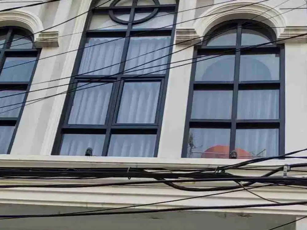 hot sale rumah cakep American Classic 3 Lantai Sunter Agung dekat mall sunter hanya 2*M-an