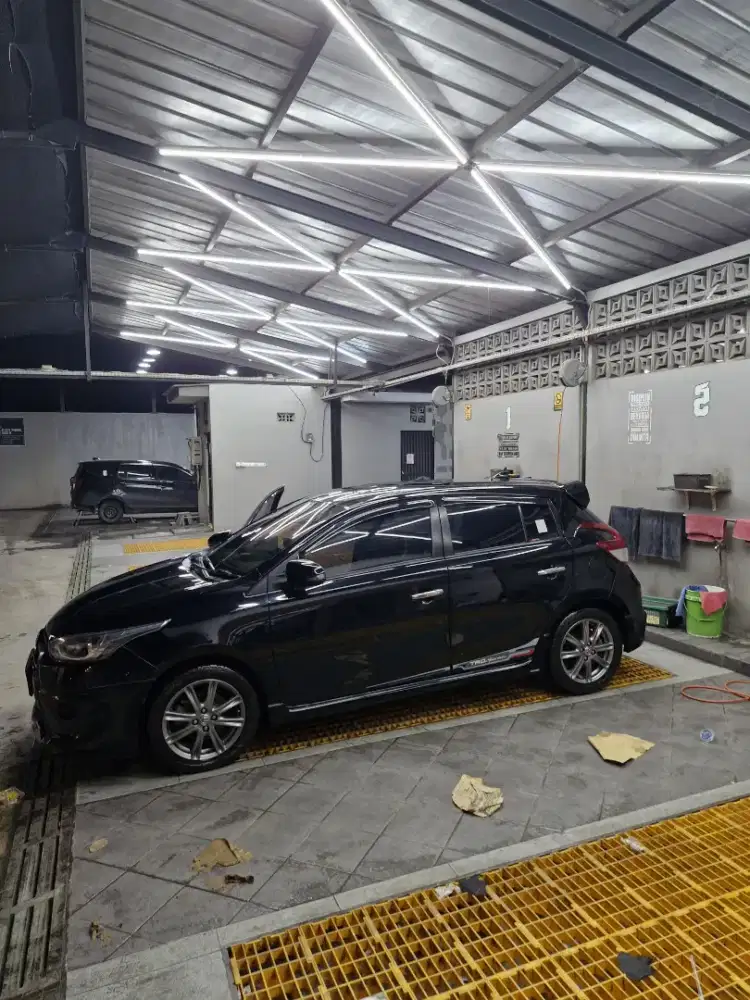 Yaris TRD Sportyfo (Type tertinggi) 2014 Manual