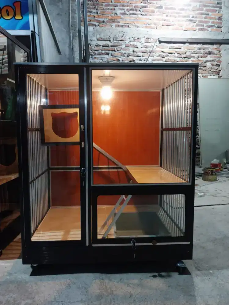 Kandang kucing alumunium