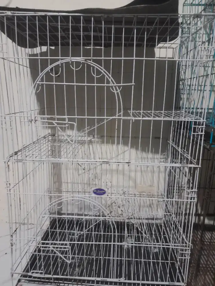 Kandang tingkat kucing / anjing