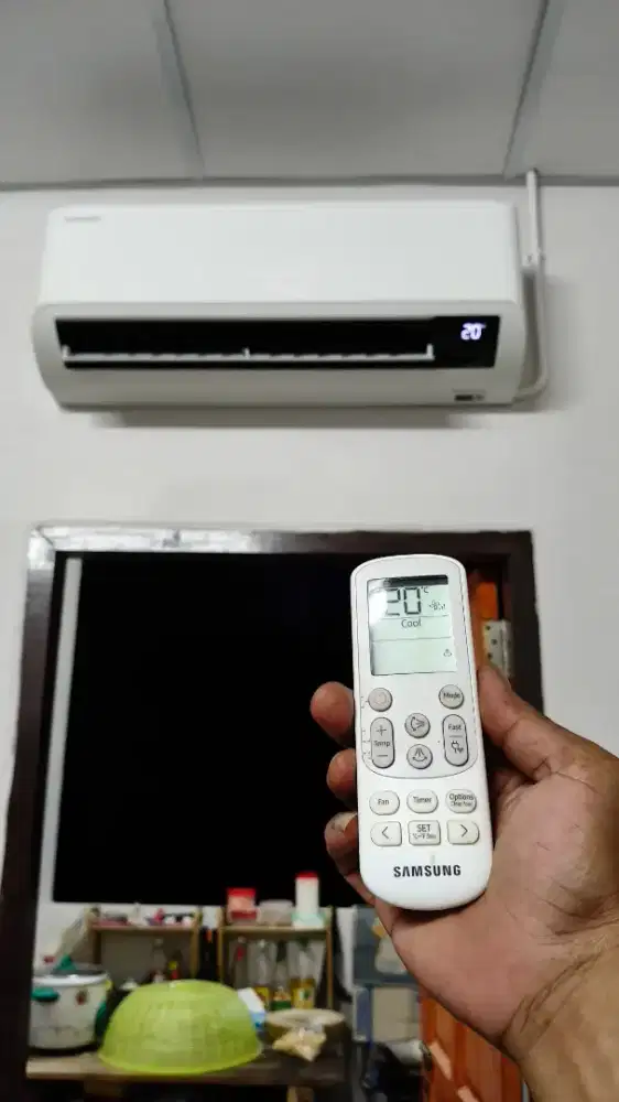 SERVICE AC PERBAIKAN DAN MAINTENANCE