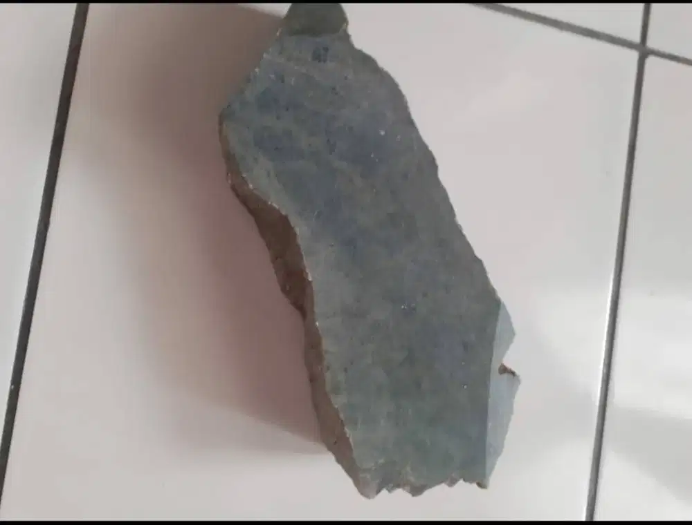 Jual bongkah giok estimasi 2 kg