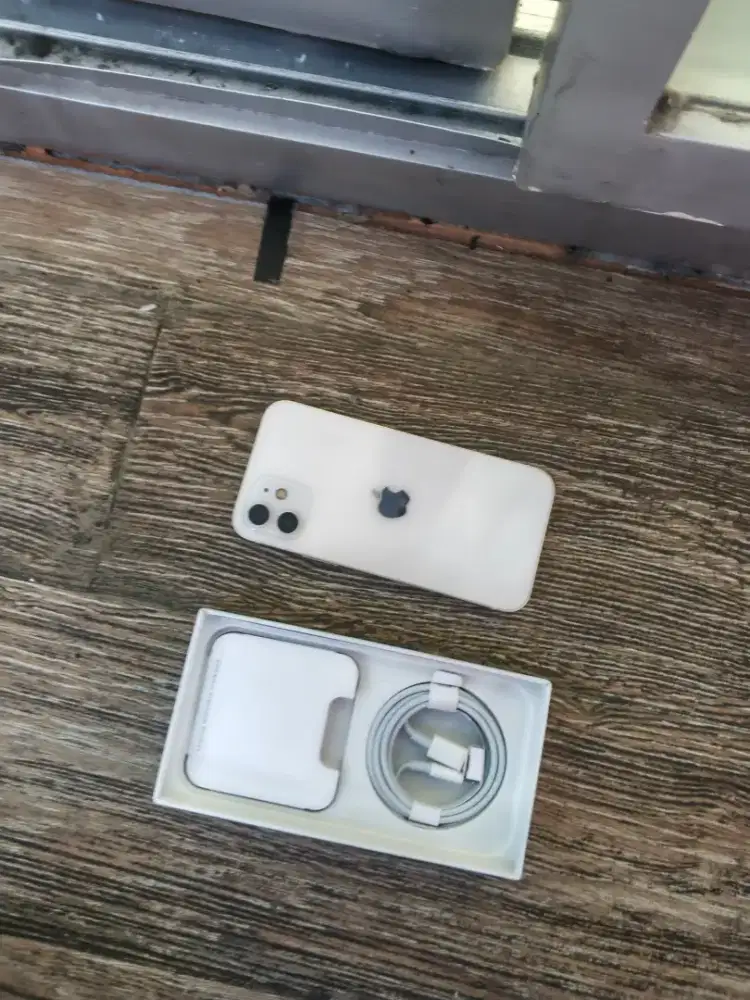 iphone 11 128gb unik putih