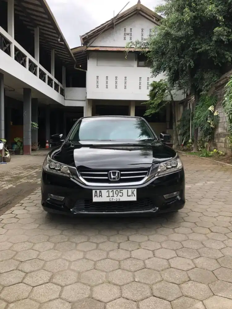 Dp 20jt Accord CR2 VTIL 2.4 Istimewa Rawatan Pribadi