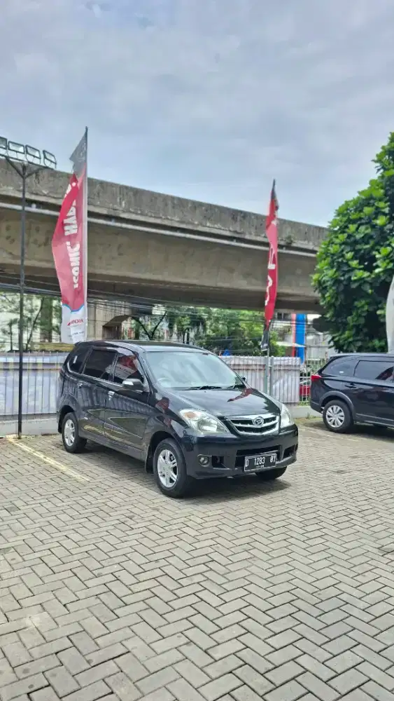 Daihatsu Xenia Xi 1300cc tgn 1 2011 Bogor