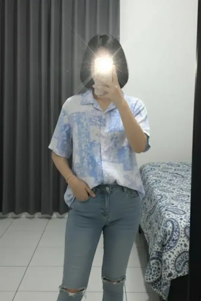 Kemeja Printed Casual – Soft Blue Pattern