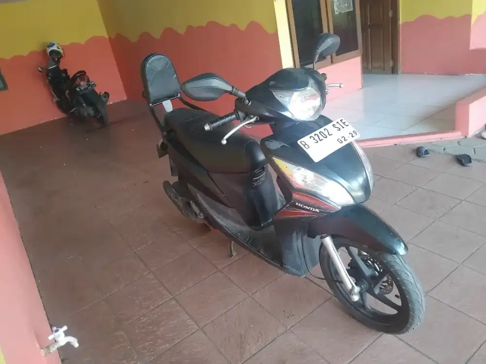 Honda spacy 2013 Black