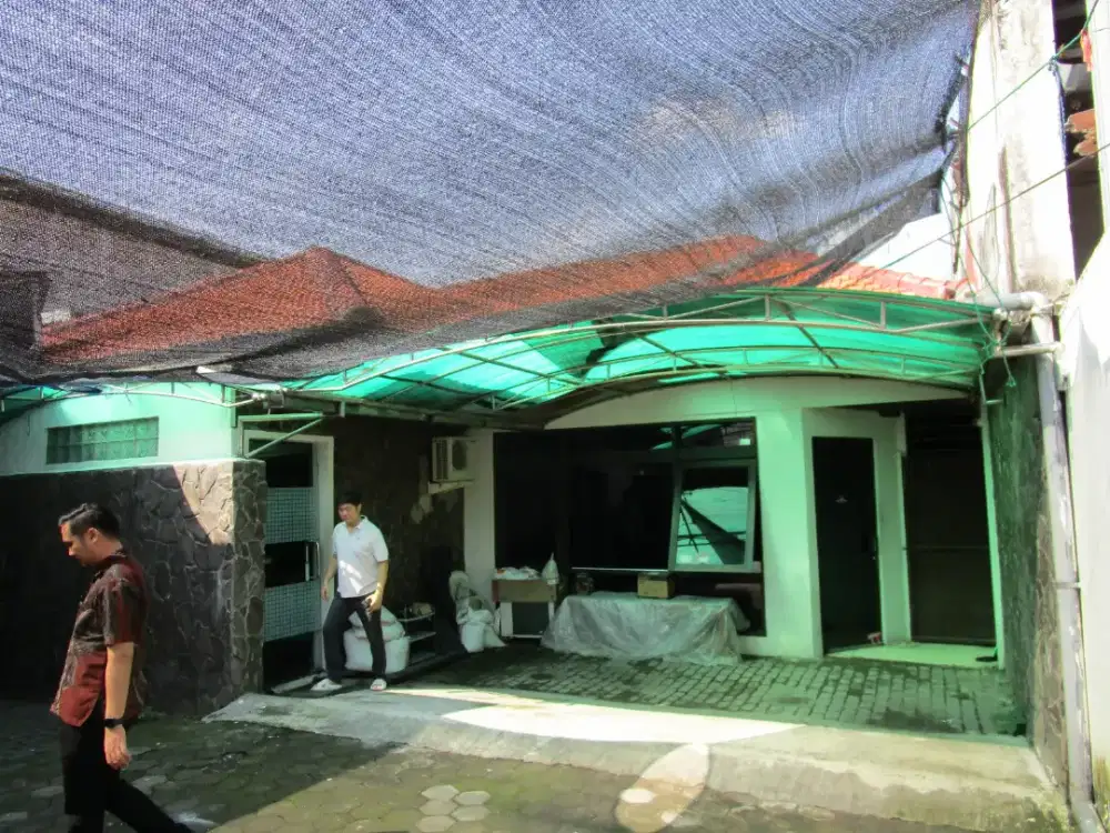 Rumah Tinggal Jl. Bromo Surabaya