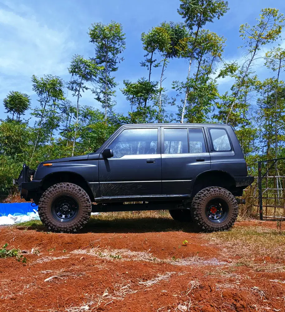 Suzuki Vitara 1992 Bensin