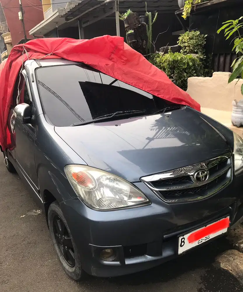 Toyota Avanza 2010 Bensin