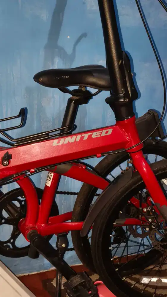 Sepeda lipat United cora