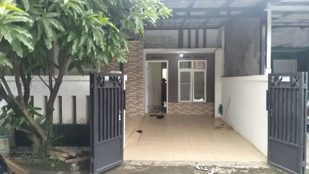 DIKONTRAKKAN RUMAH CLUSTER MURAH