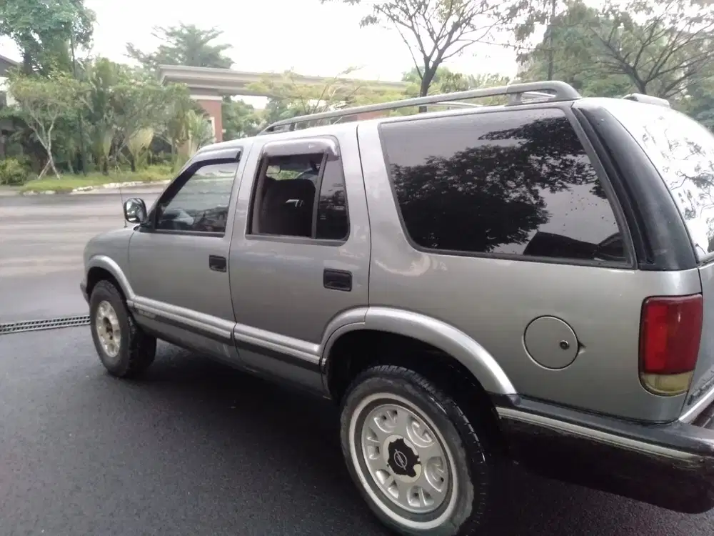 Opel Blazer 1996 Bensin