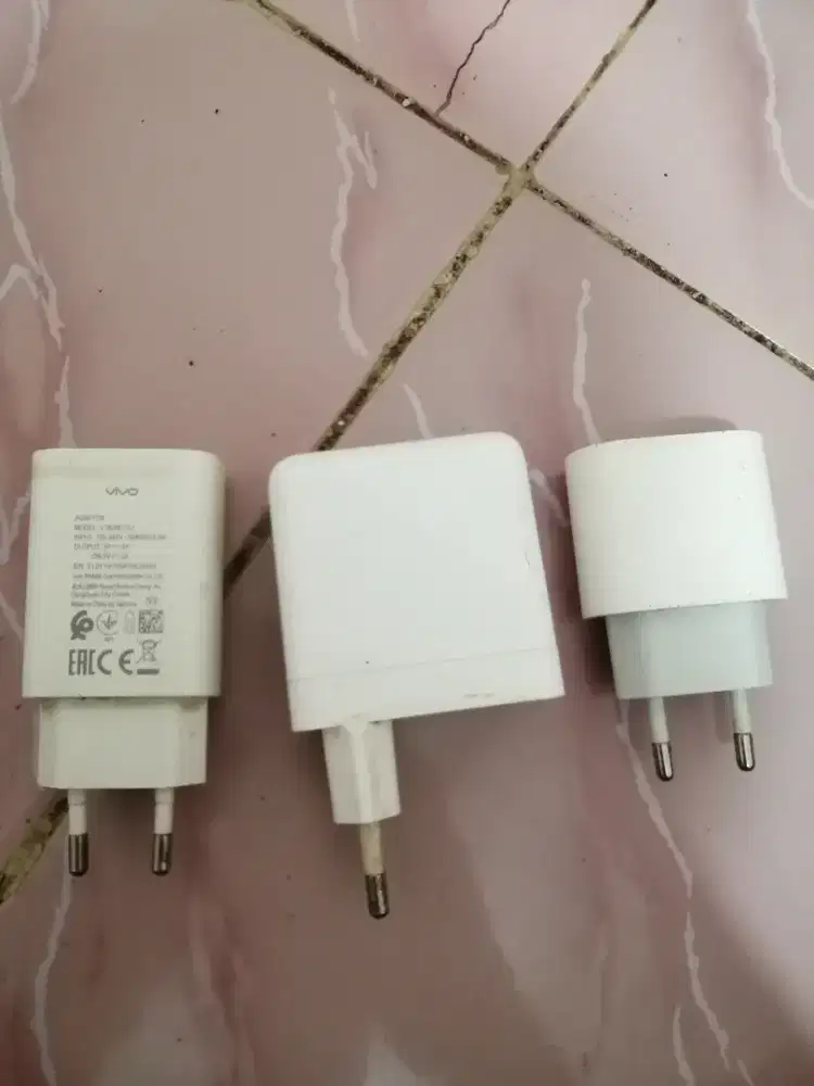 Charger iphone, realme 65w dan vivo
