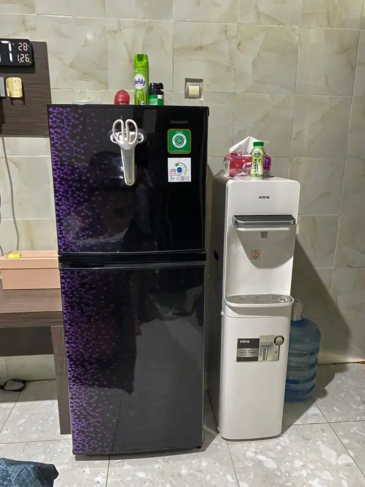 Kulkas SHARP SJ-236 / 237 MG – 2 Pintu (205 Liter)