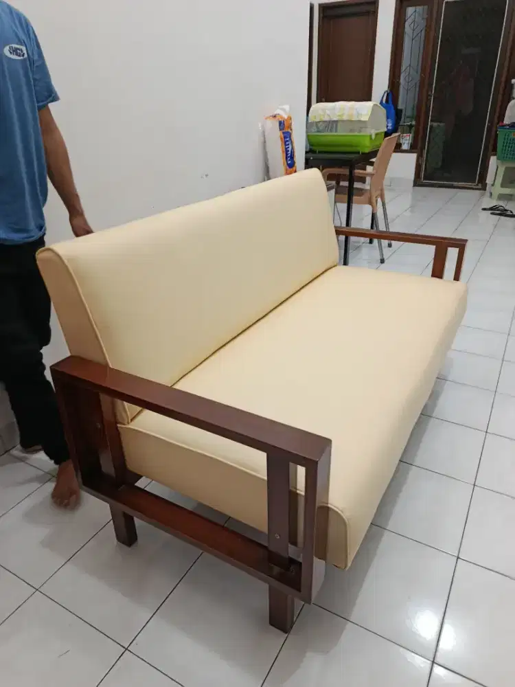 HG Servis sofa TERBARU