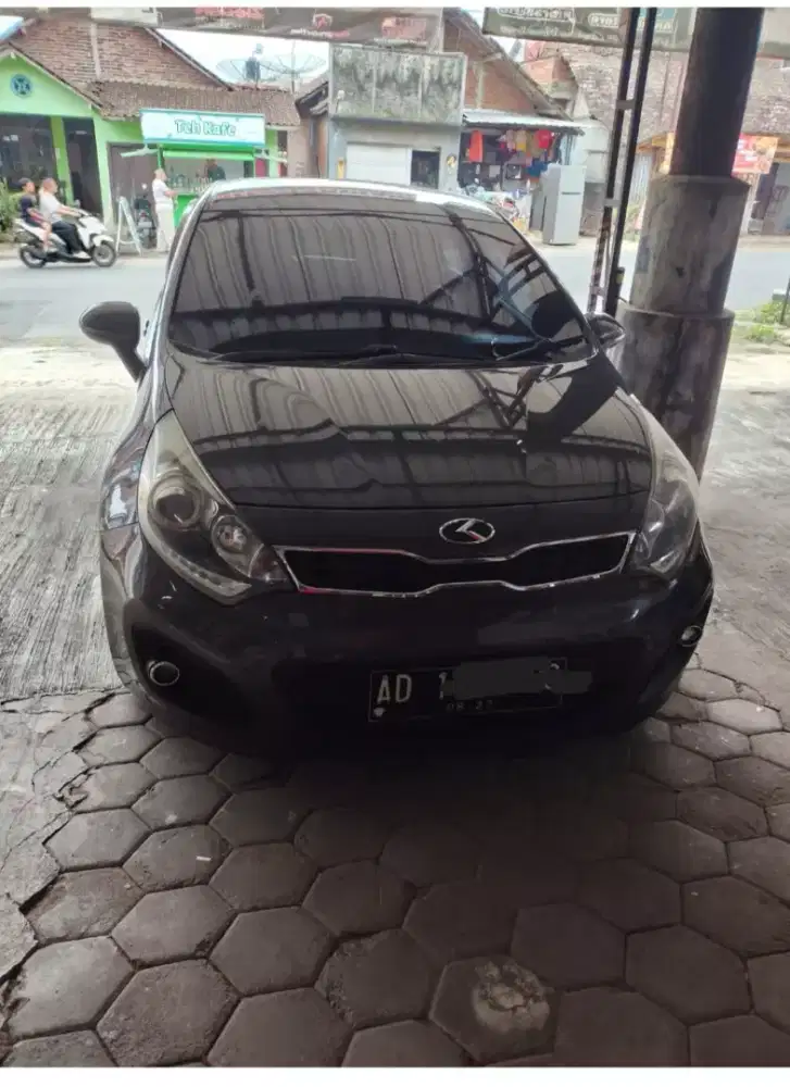 KIA RIO 2013 MT