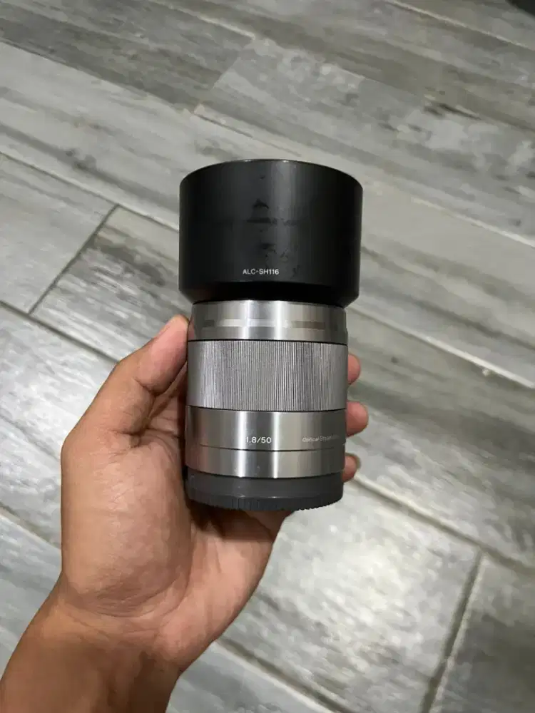 Lensa Sony 50mm f1.8 oss