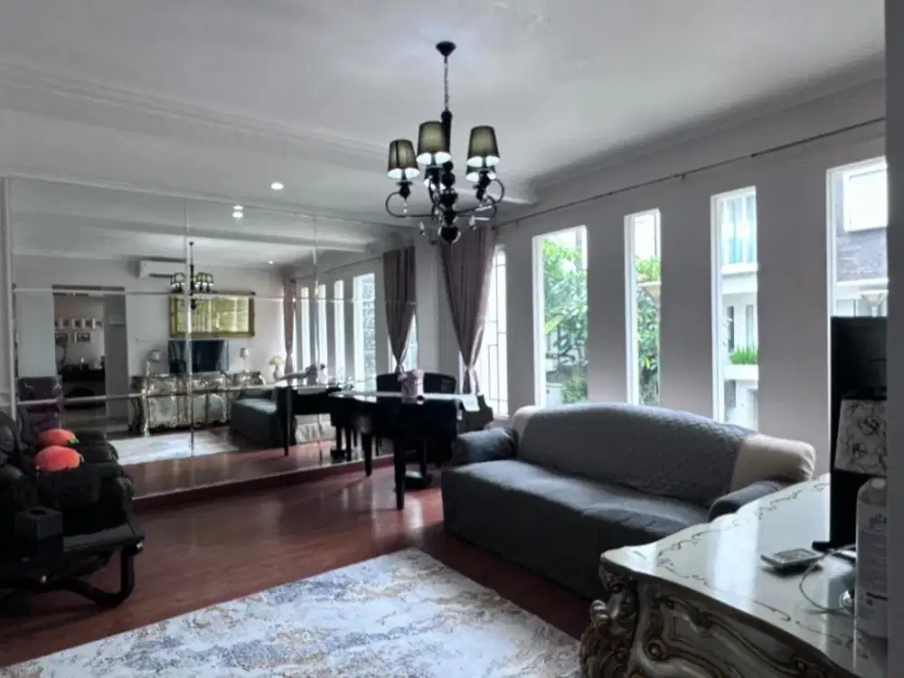 Rumah Bagus Dalam Townhouse Di Brawijaya Kebayoran Baru