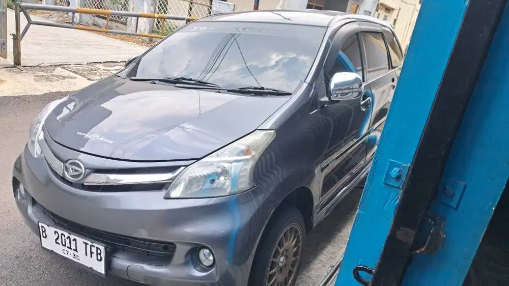 XENIA R DLX MANUAL 2015