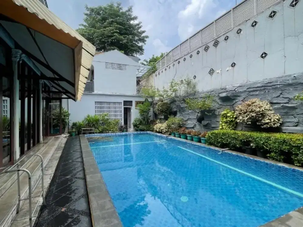 Rumah Lama Bagus Terawat Siap Huni Di Pondok Indah