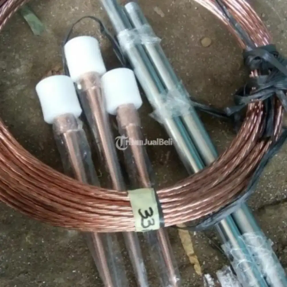 Biar aman rumah dan kantor, pake anti petir knvesional dan pasang