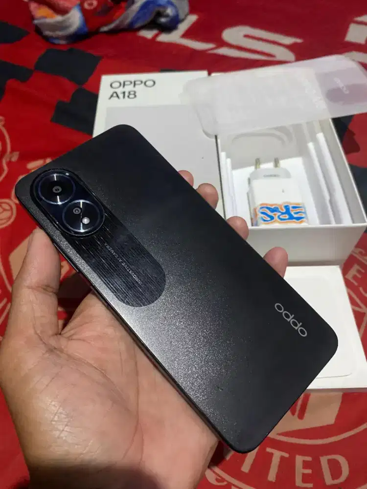 Oppo A18 4+4/128 gb fullset no minus jual harga pas net gan.