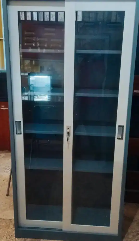 Lemari Arsip Besi Pintu Geser Baru Bebas Ongkir Pasang