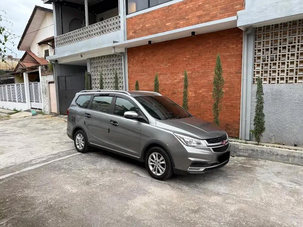 Km38rb - Wuling Cortez 1.5 T lux matic 2021 Grey || 2022