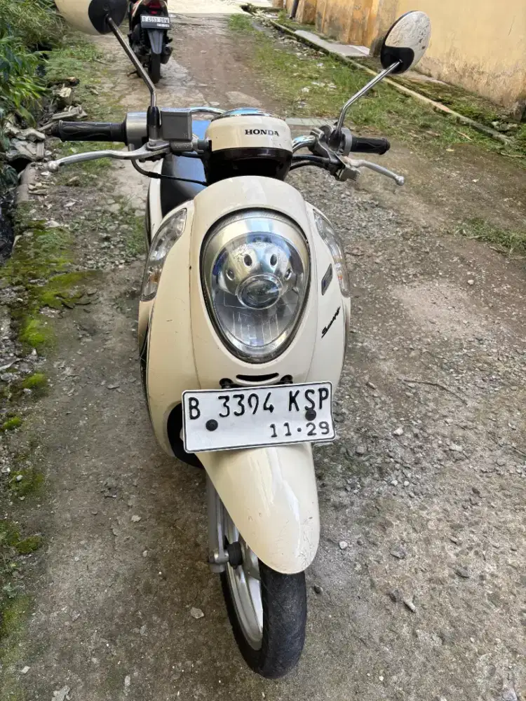 Honda scoopy 2014
