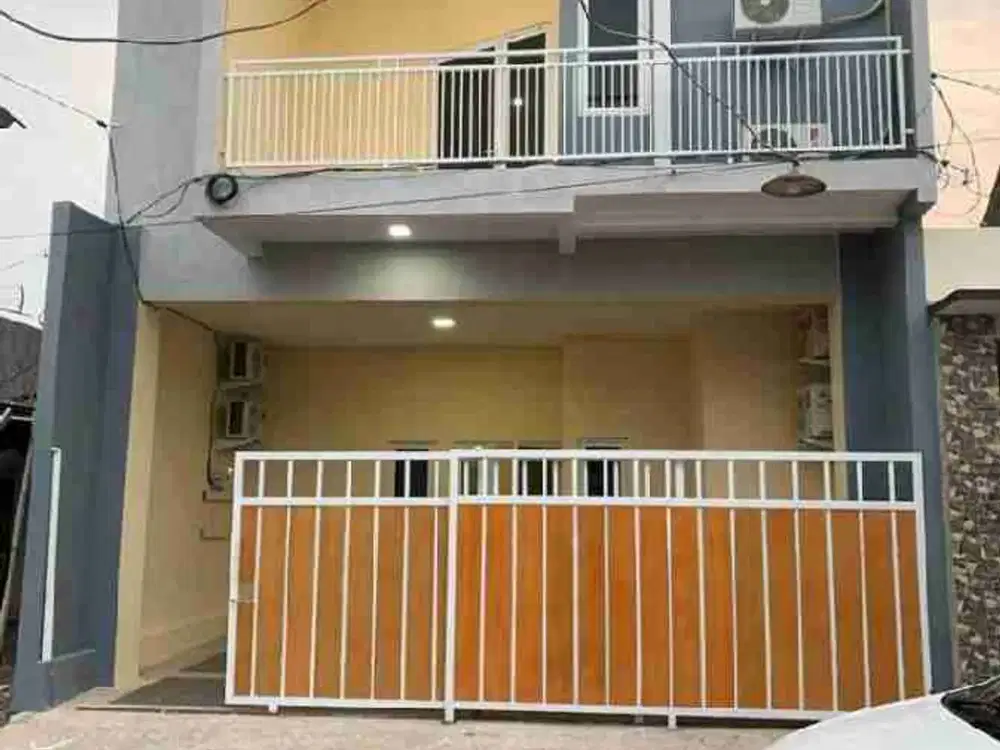 JUAL RUMAH KOS MALANG DEKAT KAMPUS UMM 9 KAMAR RUMAH BARU