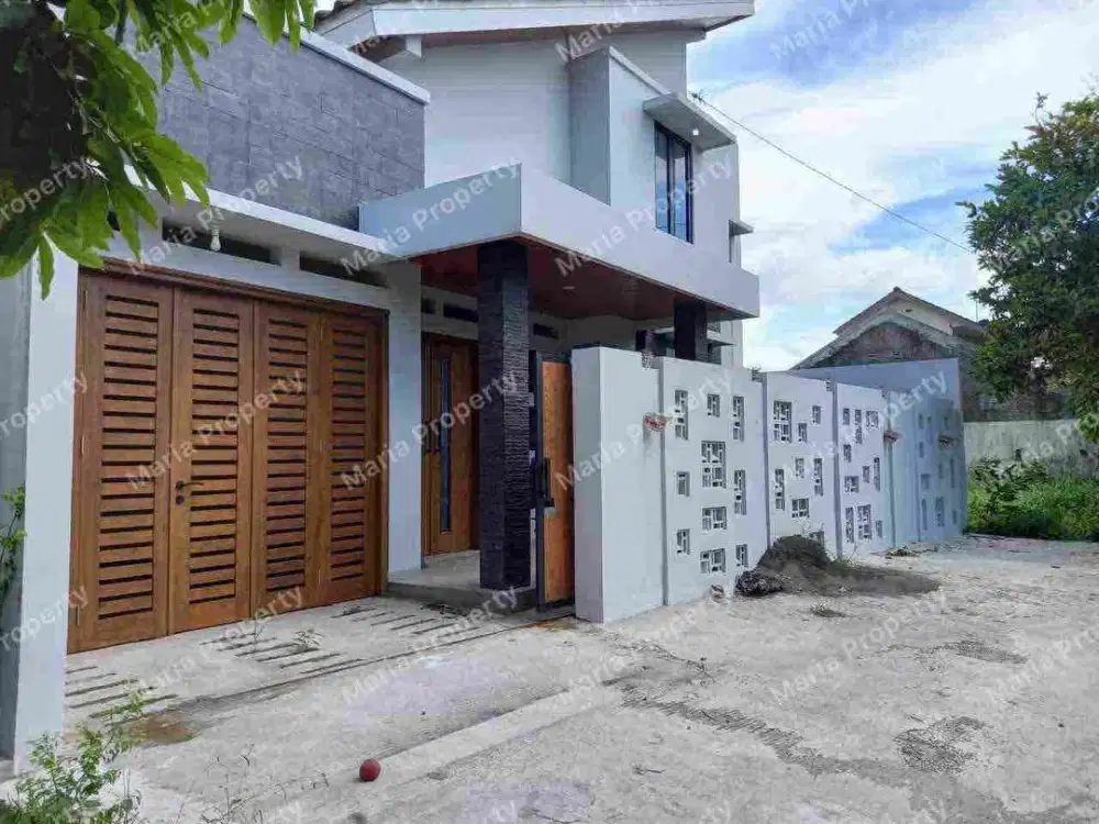 dijual rumah di sumber solo